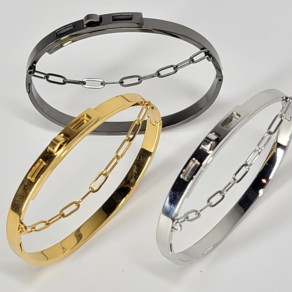 NEW 18K Gold Stainless Steel with Chain Bracelet - Picture 3 of 13